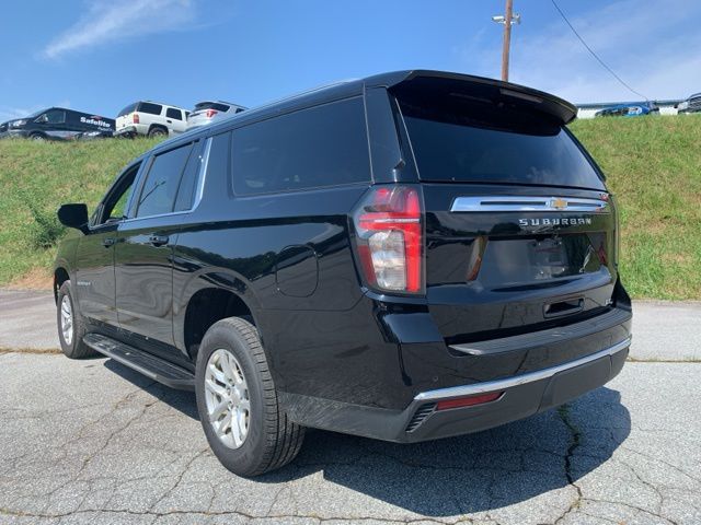 2023 Chevrolet Suburban LT 3