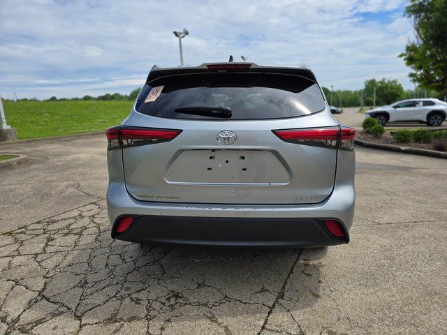 2023 Toyota Highlander L photo