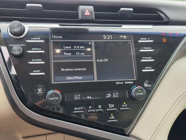 2020 Toyota Camry XLE photo