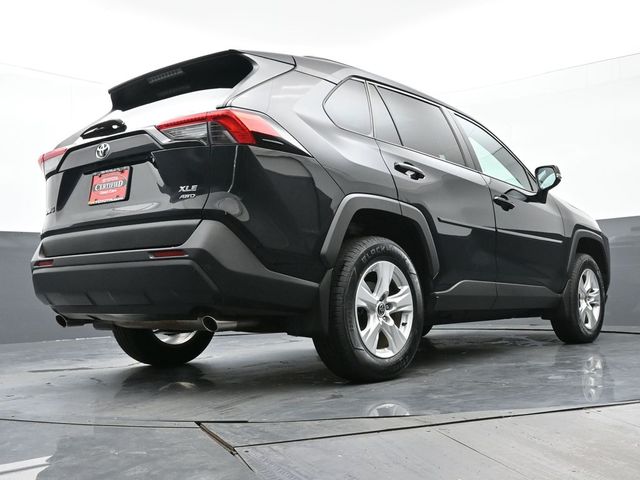 2021 Toyota RAV4 XLE 38