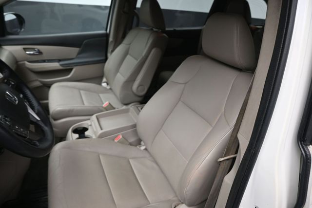 Used 2016 Honda Odyssey Van