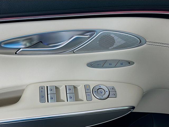 Thumbnail: 2026 Genesis GV70 - 18