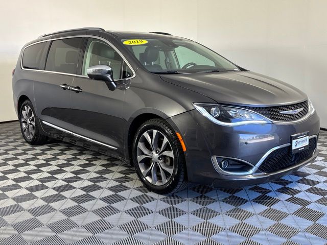 Used 2019 Chrysler Pacifica Van