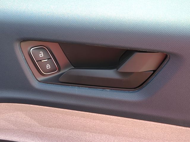 New 2026 Ruby Red Metallic Tinted Clearcoat Ford XLT image 41