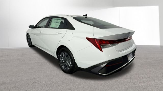 Used 2025 Hyundai Elantra Hybrid For Sale in Indianapolis, IN