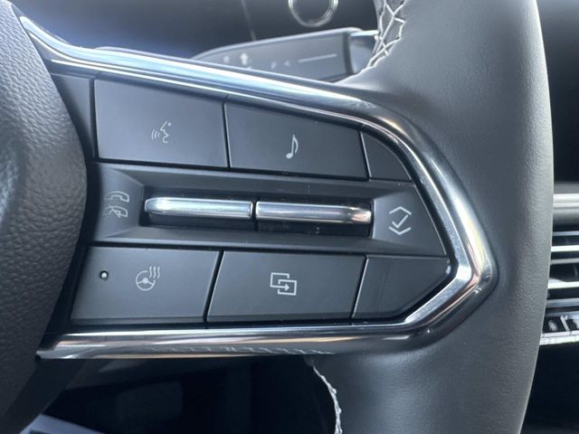 2026 Chevrolet Traverse - Image 15