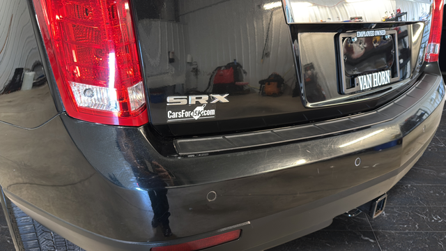 Used 2015  Cadillac Luxury image 38