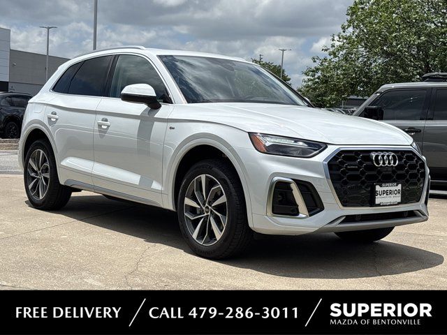 Glacier White 2024 Audi Q5 quattro Premium Plus S Line 45 TFSI SUV / Crossover All-Wheel Drive 7-Speed Automatic