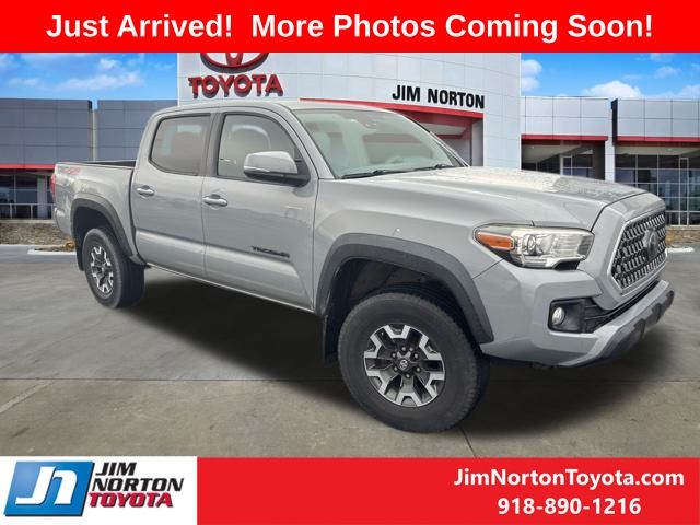 2018 Toyota Tacoma TRD Off Road's photo