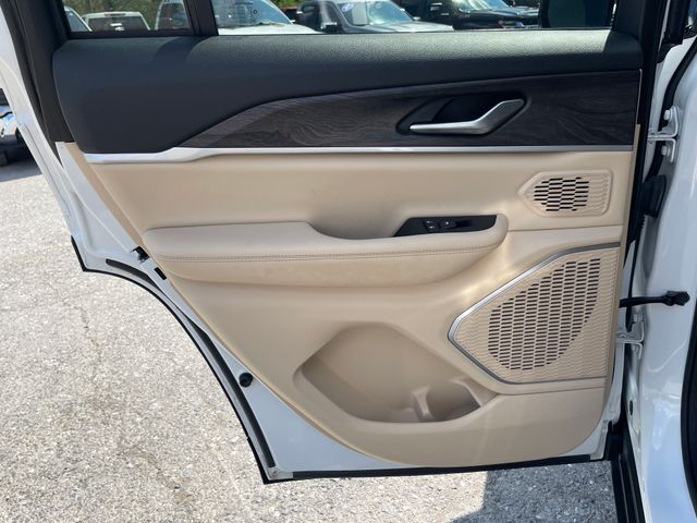 2023 Jeep Grand Cherokee 4xe - Bright White Clearcoat exterior view 11
