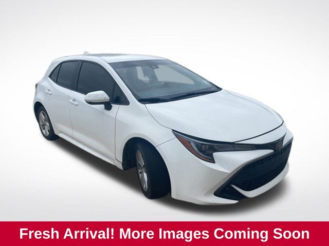 Super White 2019 Toyota Corolla Hatchback Hatchback Front-Wheel Drive Continuously Variable Transmission