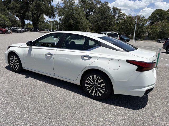Used 2025 Nissan Altima Sedan