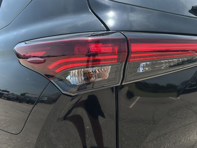 Used 2025 Toyota Highlander SUV