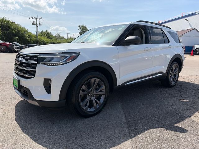 White 2025 Ford Explorer SUV / Crossover All-Wheel Drive Automatic