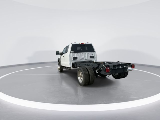 New 2026 Oxford White Ford F-450® XL image 7