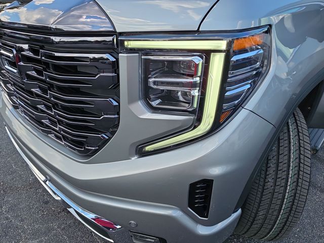 Used 2024 Silver GMC Denali Ultimate image 33