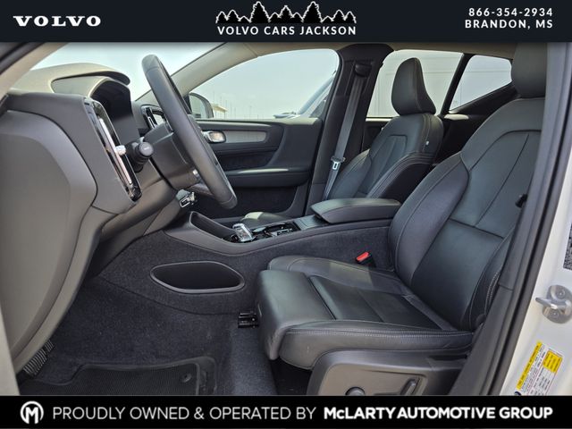 Used 2024 Volvo XC40 SUV