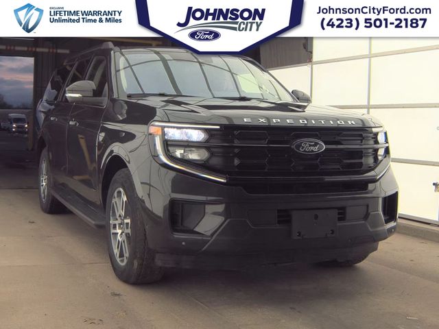 Gray Metallic 2025 Ford Expedition MAX Active 4WD SUV / Crossover Four-Wheel Drive Automatic