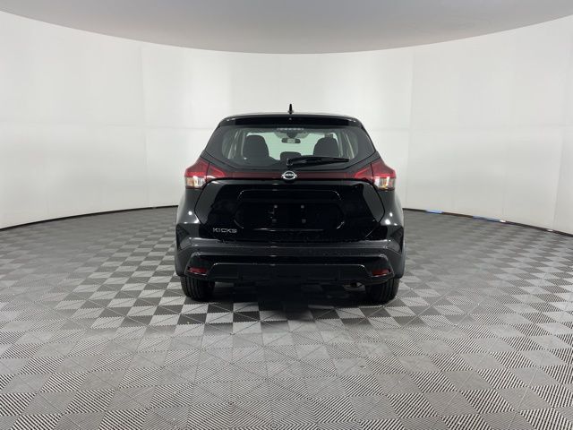 2025 Super Black Nissan Kicks Play S FWD SUV