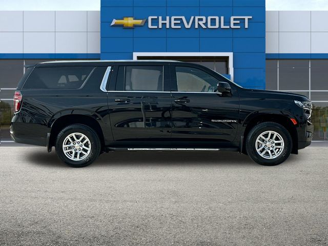 2024 Chevrolet Suburban LS 4