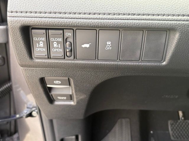 new 2026 Honda Odyssey car, priced at $42,076