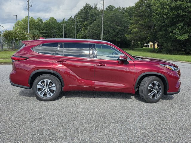 Used 2020 Toyota Highlander Hybrid SUV
