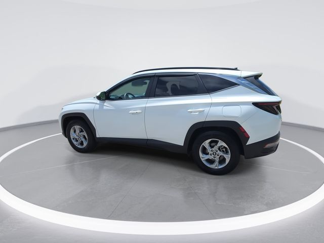 Used 2022 Quartz White Hyundai SEL image 6