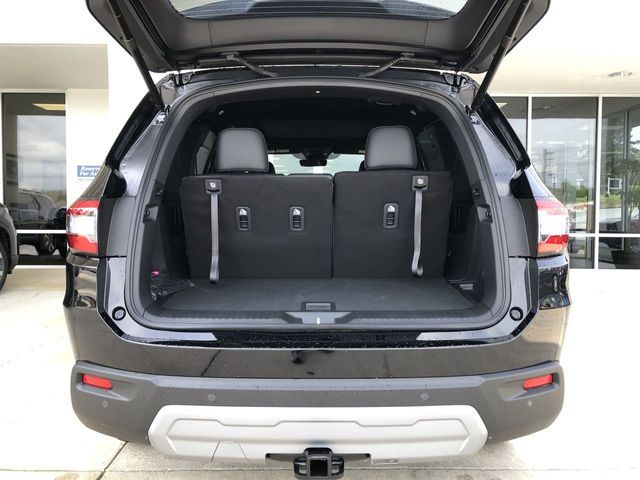 used 2025 Honda Pilot car, priced at $46,798