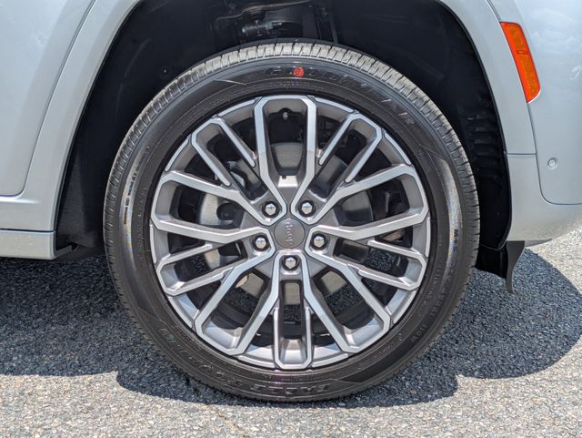 2026 Jeep Grand Cherokee L Summit 4x4