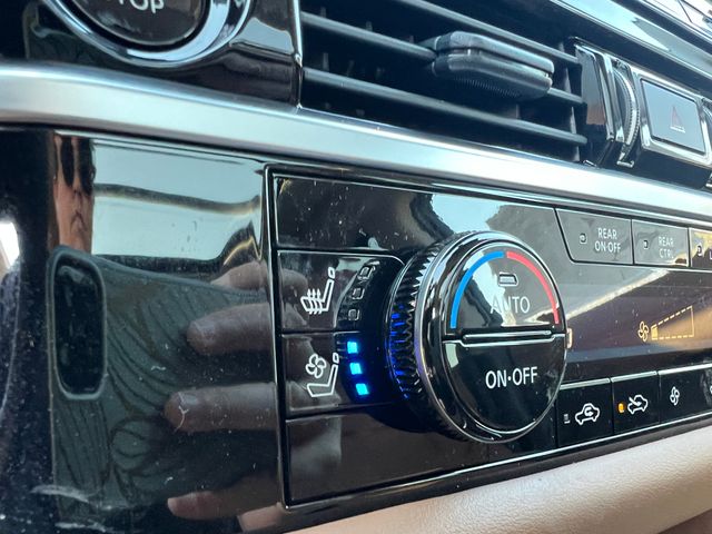 2025 Everest White Pearl Tricoat Nissan Pathfinder Platinum 4X4 SUV