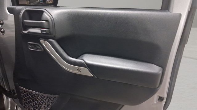 Used 2017 Jeep Wrangler SUV