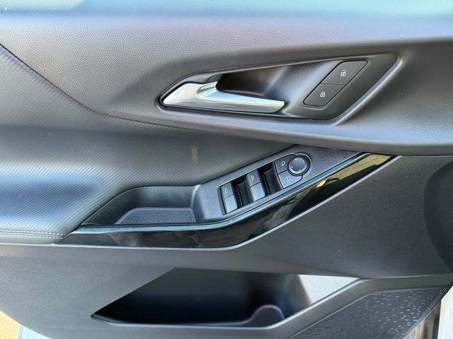 used 2025 Chevrolet Equinox car, priced at $26,777