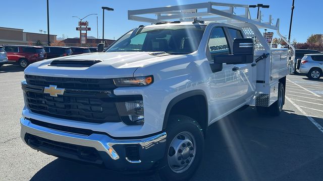 2025 Chevrolet Silverado 3500HD Work Truck 4