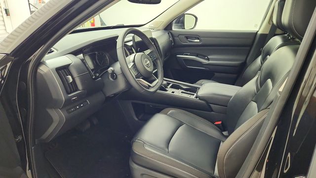 2022 Nissan Pathfinder SL Black at North Houston Mitsubishi