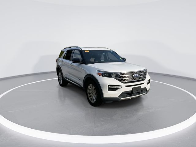 Used 2022 White Ford King Ranch image 2