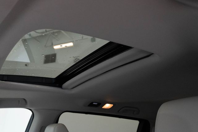 Used 2025 Honda Odyssey Van