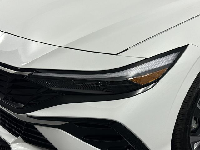 New 2025 Hyundai Elantra Hybrid For Sale in Indianapolis, IN