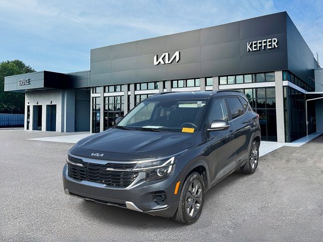 Gravity Gray 2024 Kia Seltos S FWD SUV / Crossover Front-Wheel Drive Continuously Variable Transmission