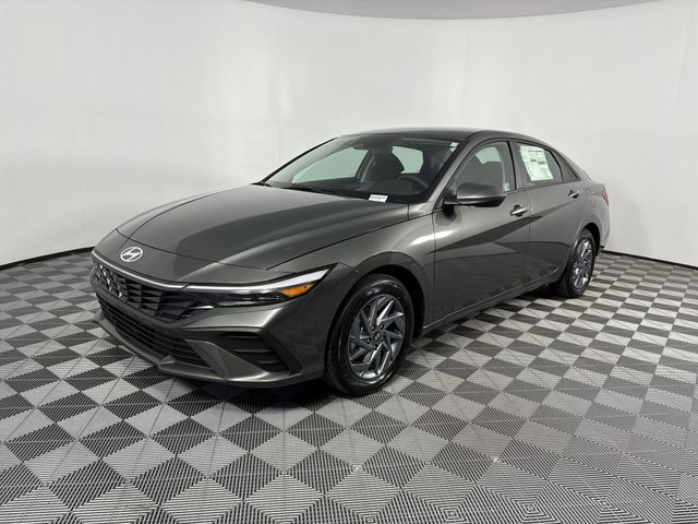 New 2025 Hyundai Elantra Hybrid For Sale in Indianapolis, IN