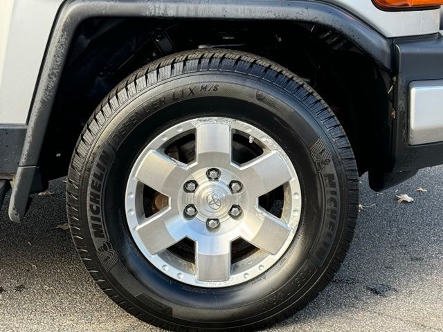 2008 Toyota FJ Cruiser Base 33