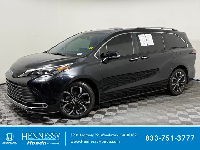 Midnight Black Metallic 2025 Toyota Sienna Platinum 7-Passenger FWD Minivan Front-Wheel Drive Continuously Variable Transmission