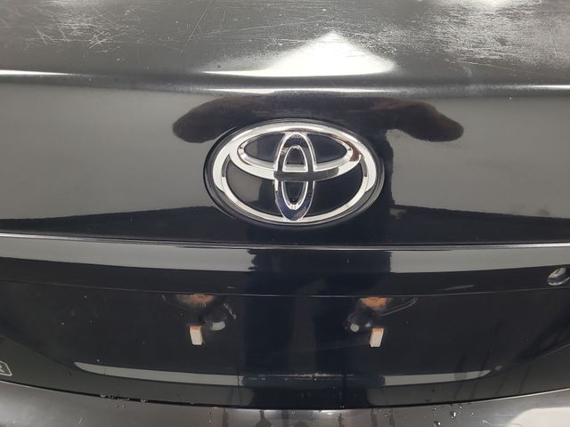 2010 – Toyota – Corolla