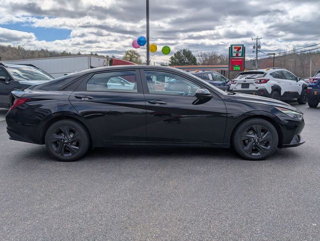Phantom Black 2021 Hyundai Elantra Hybrid Blue FWD Sedan Front-Wheel Drive 6-Speed Dual Clutch