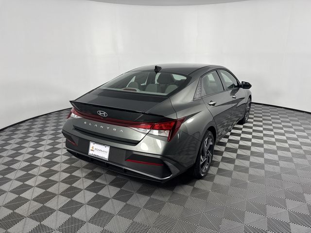 New 2025 Hyundai Elantra For Sale in Indianapolis, IN