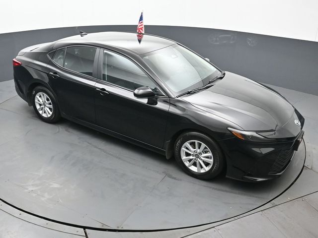 2025 Toyota Camry LE 43