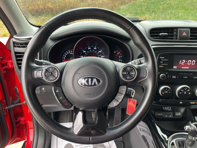 2014 Kia Soul Exclaim 12