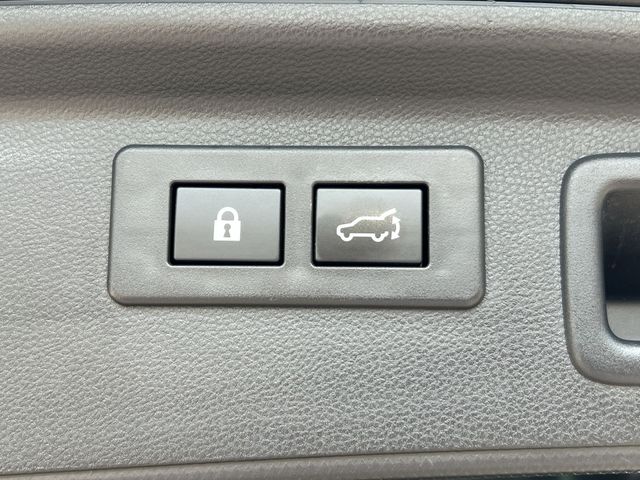 Used 2023 Black Subaru Premium image 40