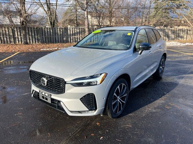 Silver Dawn Metallic 2025 Volvo XC60 B5 Plus Dark Theme AWD SUV / Crossover All-Wheel Drive Automatic