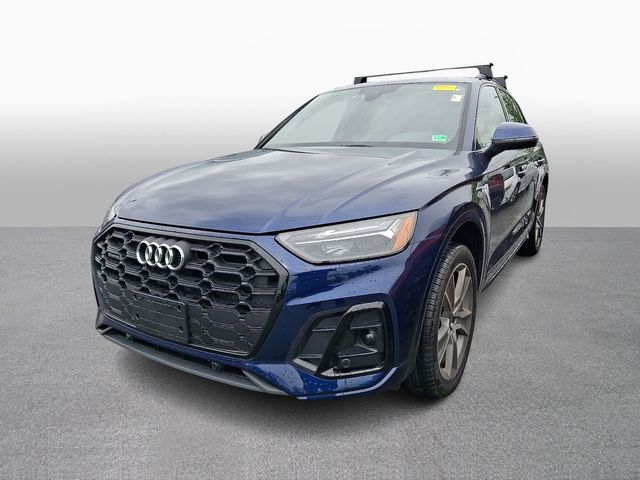 2025 Audi Q5 45 Premium's photo