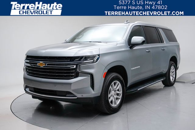 Sterling Gray Metallic 2024 Chevrolet Suburban SUV / Crossover Four-Wheel Drive